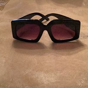 101 Ellure Sunglasses 😎